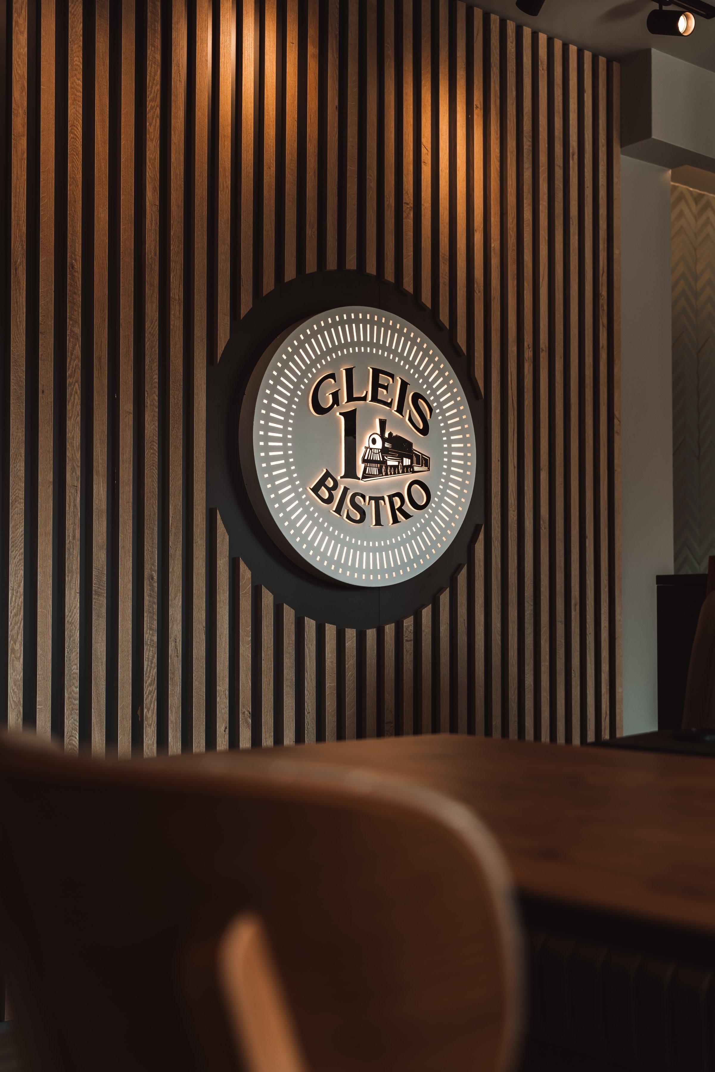 Gleis 1 Bistro - Content